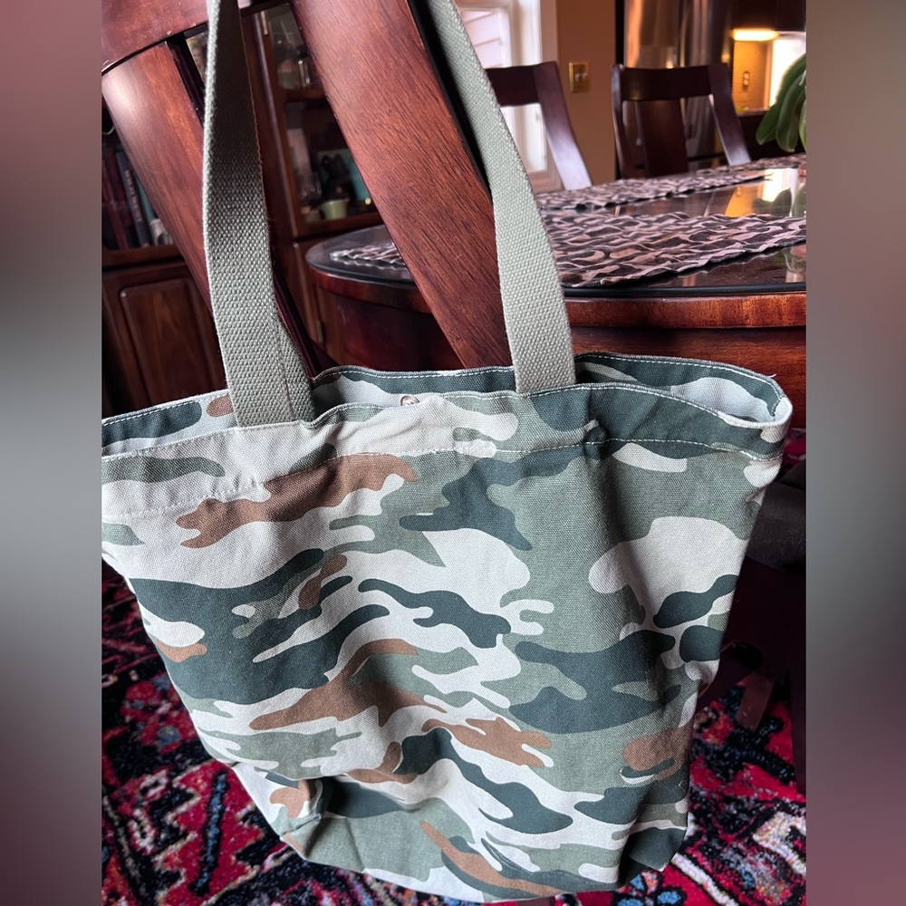 BAGGU Canvas Camo Tote Shoulder Bag - Picture 4 of 10
